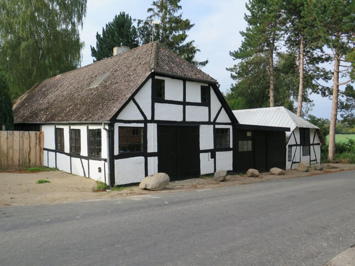 Ferieidyl Villa Kettinge Bagian luar foto